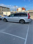 Volvo V70 2.4D Momentum 