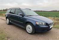 Volvo V50 2.0 Kinetic Euro 4 - tre ägare, nybes. Byte?