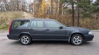 Volvo V70 2.4