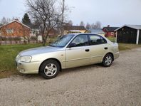 Hyundai Accent 4 dörrar, -00