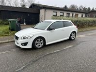 Volvo C30 D3 Momentum, R-Design Euro 5