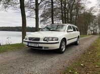 Volvo V70 2.4 Business 170Hk Nybesiktigad