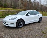 Tesla Model 3 Standard plus