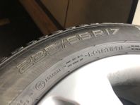 VOLVO XC 70 DUBBDÄCK 235/55R17NOKIAN