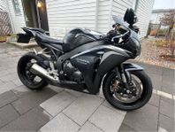 Honda CBR1000RR 2250-Mil 2-ägare