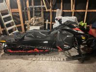 Ski-Doo summit 154 -14