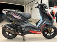 Aprilia SR 50 R 