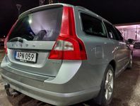 Volvo V70 2.5T -08  Summum m. felkoder