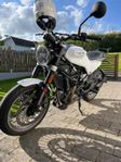 Husqvarna Vitpilen 401