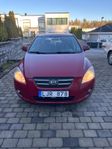 Kia ceed 1.6 CVVT automat nybesiktigad