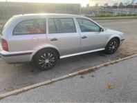 Skoda Octavia  1.6l