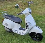 Vespa GTS 300