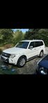 Mitsubishi Pajero 5-dörrar 3.2 Di-D 4WD 7 sits / Kamera