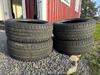 Vinterdäck Tracmax Ice Plus 235/45R18