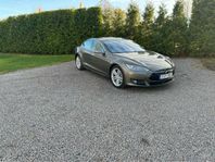 Tesla Model S 70D