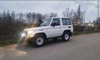 Toyota Land Cruiser 3.0 TD 4WD 125 HK - Extrautrustad -