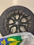 Hakkapeliitta Suv 9 235 / 50 R19