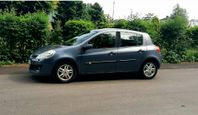 Fin Renault Clio 1.4 sport /dragkrok/motorvärmare/utan rost