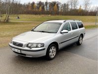 Volvo V70 2.4 A-traktor