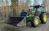 John Deere 3640 4 x 4 med lastare