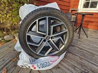 20" hyundai orginalfälgar med dubbdäck