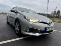 Toyota Auris Touring Sports Hybrid e-CVT Executive Euro 6