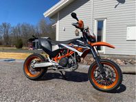 KTM 690 SMC A2 -defekt-