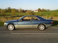 Mercedes-Benz E 300 C Coupé . Renoveringsobjekt