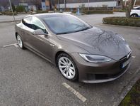 Tesla Model S 90D