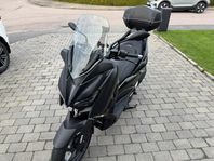 Yamaha XMAX 300