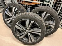 3st 19" Volvo Diamond Cut fälgar med vinterdäck