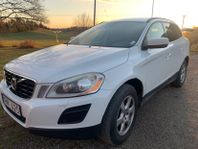 Volvo XC60 D5 AWD Geartronic Momentum Euro 5