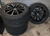 Dubbade Nokian Hakka 10 på 17" alu.fälg