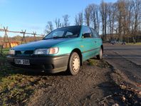 Nissan Sunny 3-dörrars Halvkombi 1.4