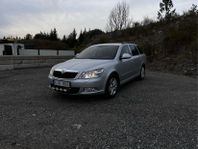 Skoda Octavia Kombi 1.6 TDI Elegance 105hk