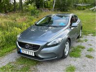 Volvo V40 D2 Momentum 