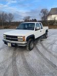 Chevrolet  Silverado 2500