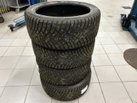 Lösa däck 225/40 R18