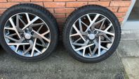 Vinterdäck med fälg 235/45 R18 Hyundai