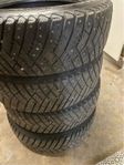 4x Goodyear Ultragrip 215/65R17 Vinerdäck