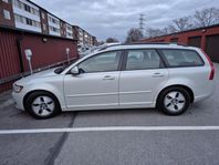 Volvo V50 D2 Momentum Euro 5