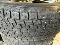 Kia aluminiumfälgar 4 st med Hankook 225-60R18 friktionsdäck