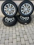 17" original nissan Fälgar med vinterdäck dubbdäck