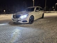 Mercedes-Benz E 220 T BlueTEC 4MATIC 7G-Tronic Classic Euro 