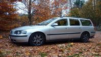 Volvo V70 2,3 T5 250hk