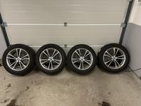 BMW 5-serie, dubbfria 17" Nokian Hakkapeliitta 7,8 mm kvar