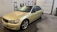 Lexus IS 200 2.0