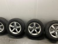 Audi original fälgar med Nokian vinterdäck 226/60/R16