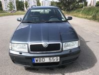 Skoda Octavia Tour Kombi 1.6 MPI Euro 4