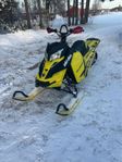 Ski doo summit x t3 800 154” -16